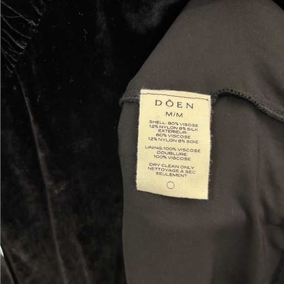 Doen Black Mini Dress with White Lace Collar - Picture 5 of 8